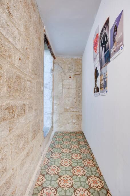 Stunning Medieval Getaway Вик-ла-Гардьоль Экстерьер фото